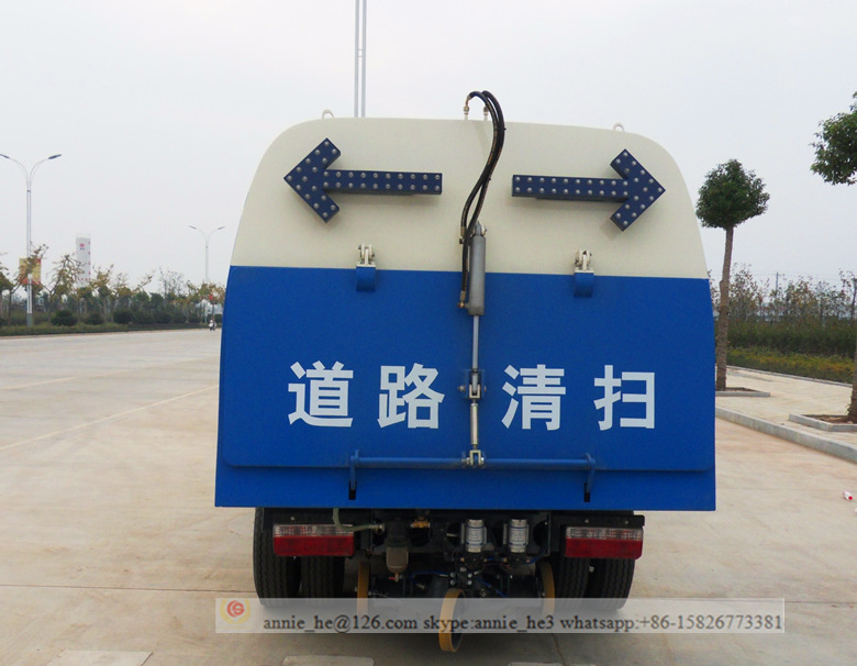 3Ton Road Cleaning Truck