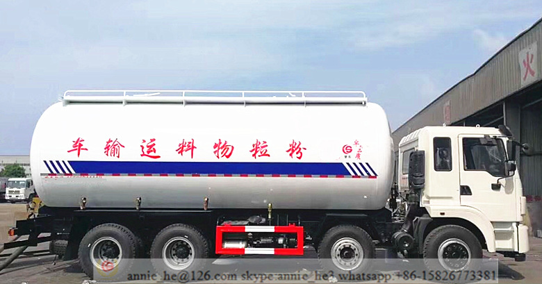 7000Gallons bulk tanker truck 