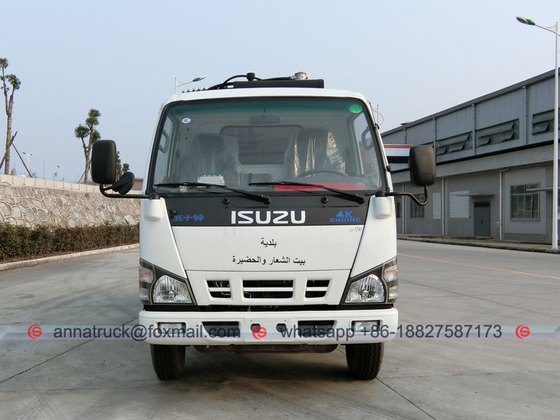 6CBM ISUZU Compactor Garbage Truck-Front