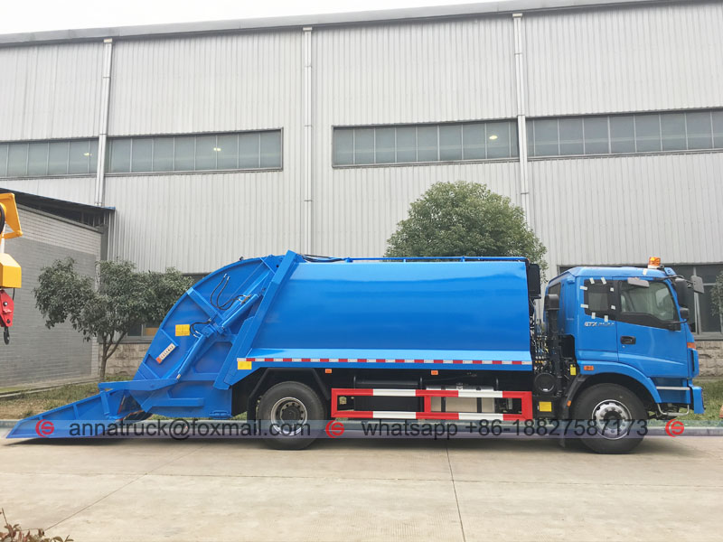 Garbage Compacting Truck with FOTON Brand Chassis