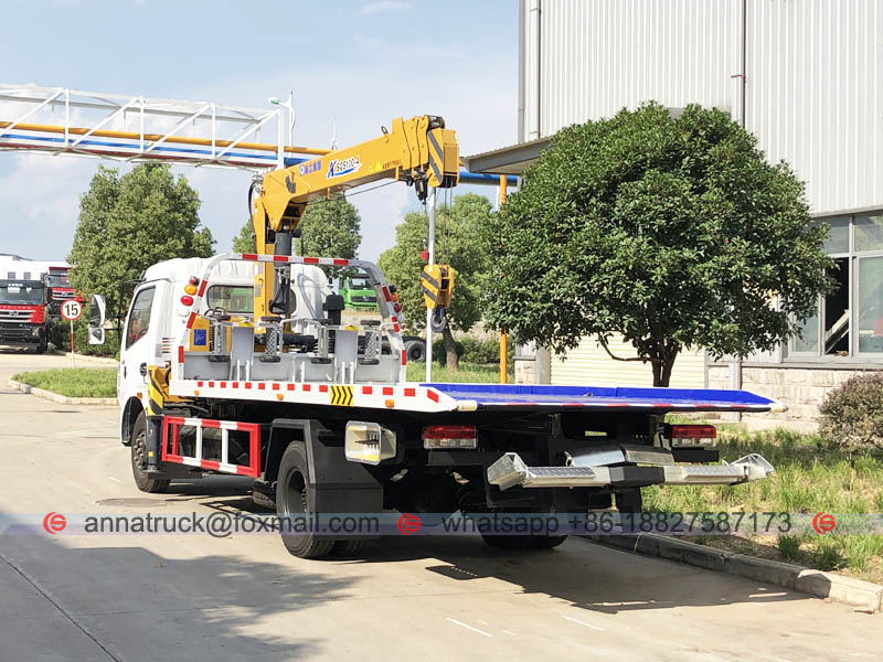 Dongfeng Rescue Road Wrecker Truck-1