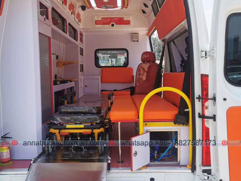IVECO Ambulance-3