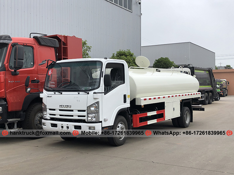 ISUZU WATER TANKER