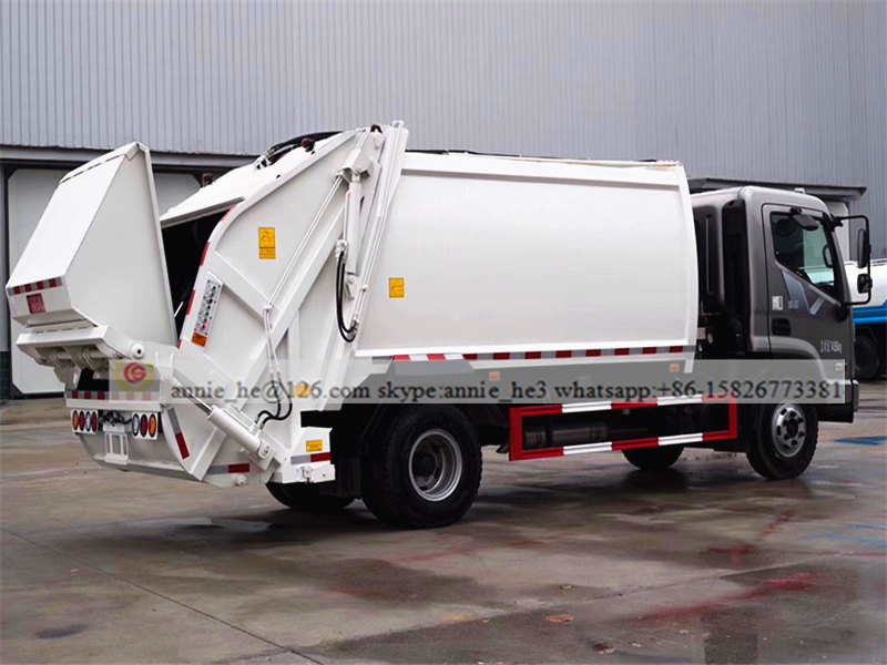 Garbage compactor truck pictures