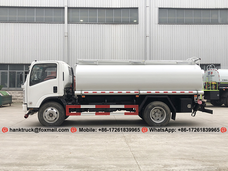 ISUZU Fuel Tank Truck