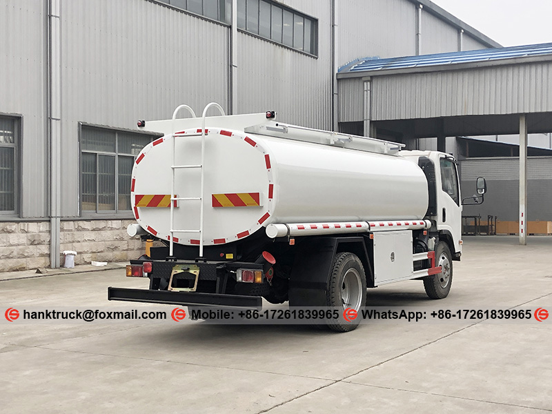 ISUZU Fuel Tank Truck