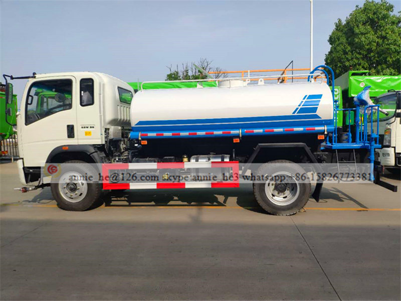 5,000L Howo water sprayer