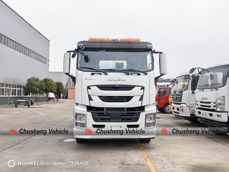 ISUZU FVR 12cbm Road Sweeping Truck