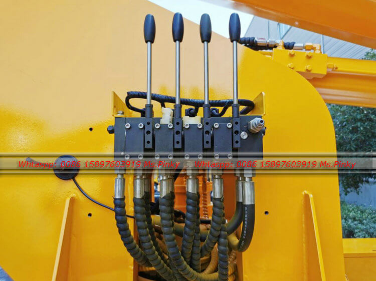 Telescopic Bucket Truck