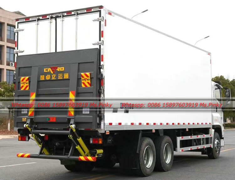 ISUZU GIGA Van Refrigerator Truck