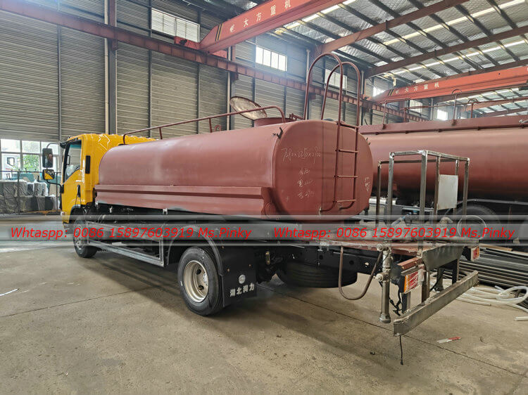 ISUZU Truck With Stainless steel Water Tank 