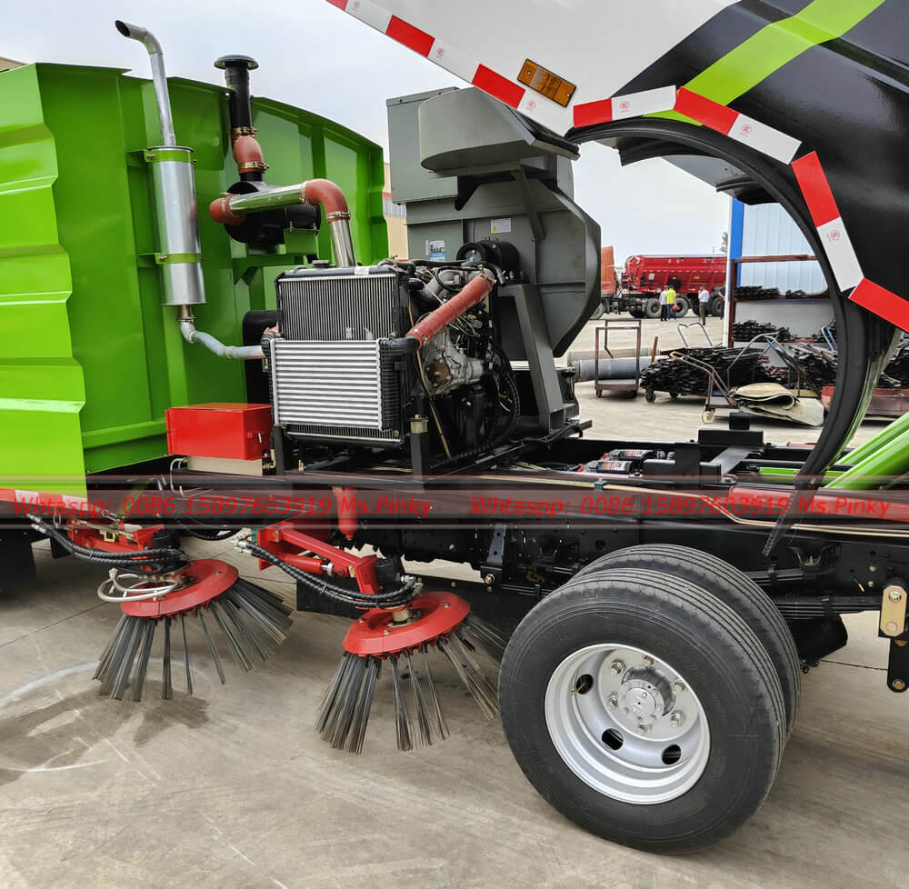 190HP ISUZU Truck Mounted Street Sweeper