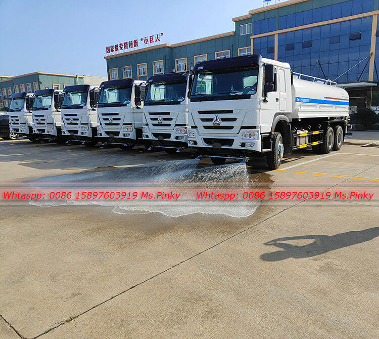 HOWO Water Sprinkler Truck