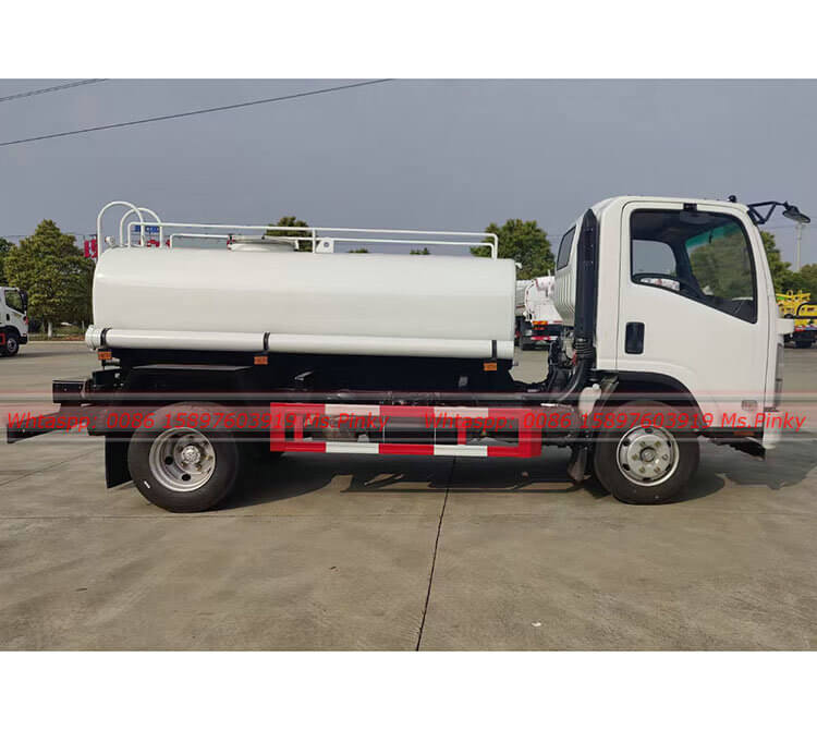 ISUZU Potable Water Truck