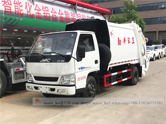 JMC Compressed Rubbish Vehicle