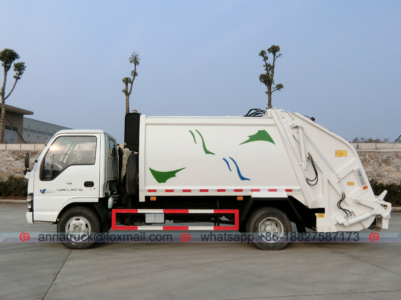 6m³ Garbage Compactor Truck  ISUZU