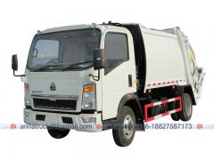 6cbm SINOTRUK HOWO RHD Compactor Garbage Truck