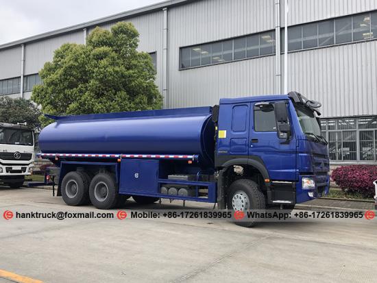 SINOTRUK 20,000 Liters Fuel Truck with Stainless Steel Tank for Gas Station