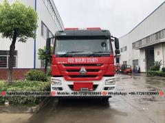 Right Hand Drive SINOTRUK Foam Tank Fire Rescue Truck with British Connector