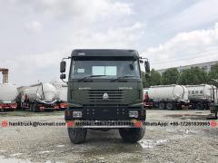 6x6 All Wheel Drive SINOTRUK RHD 10,000 Liters Water Tanker Truck