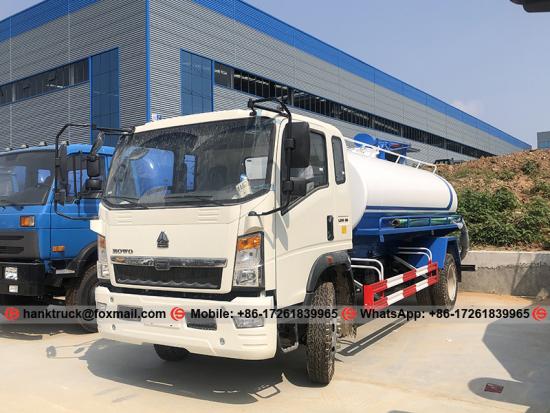 Left Hand Drive SINOTRUK 10,000 Liters Cesspit Cleaning Truck