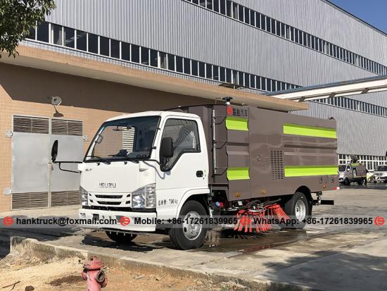 ISUZU 5,500 Liters Community Street Road Sweeping Clean Truck to Philippines