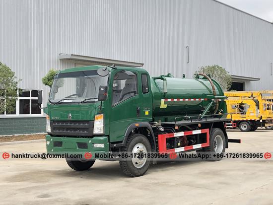 RHD HOWO 5,000 Liters Septic Bailout Truck with Italy Pump