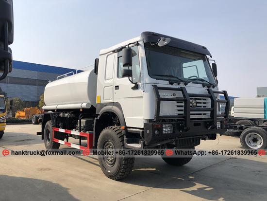 4x4 SINOTRUK HOWO 12,000 Liters Water Tanker Truck