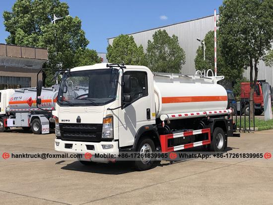 SINOTRUK HOWO 5000 Liters Diesel Fuel Tanker Truck for DRC