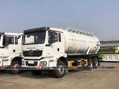 SHACMAN H3000 20,000 Liters Vacuum Truck with Water Circulate Pump