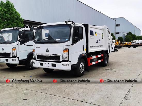 6cbm SINOTRUK HOWO RHD Garbage Truck For Sale
