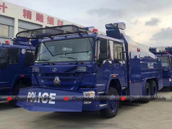 SINOTRUK HOWO Police Anti-riot 10,000 Liters Water Cannon Truck