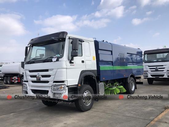 RHD SINOTRUK HOWO 12000 Liters Road Sweeper Machine