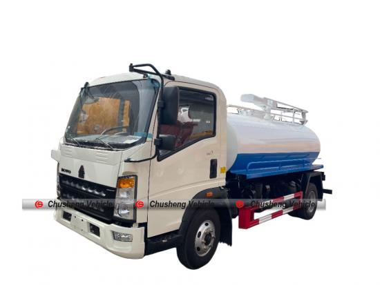 Cesspit emptier truck