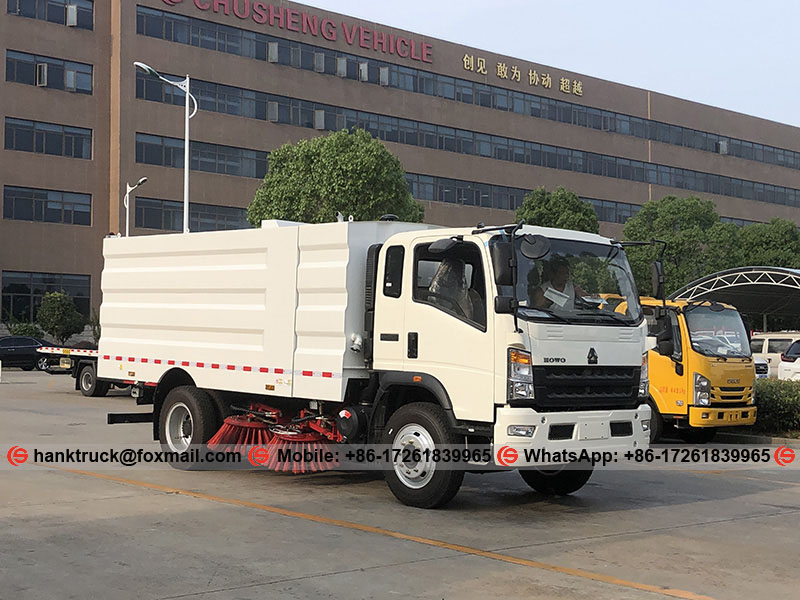 SINOTRUK HOWO 8,000 Liters Municipal Road Cleaning Sweep Truck to Philippines Davao