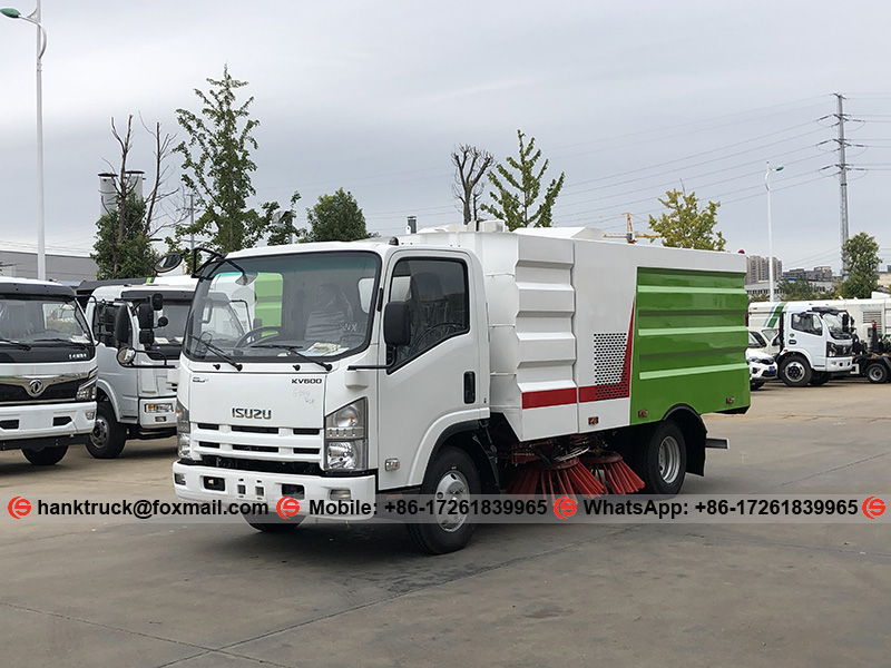 ISUZU 5500 Liters Road Sweeper Truck